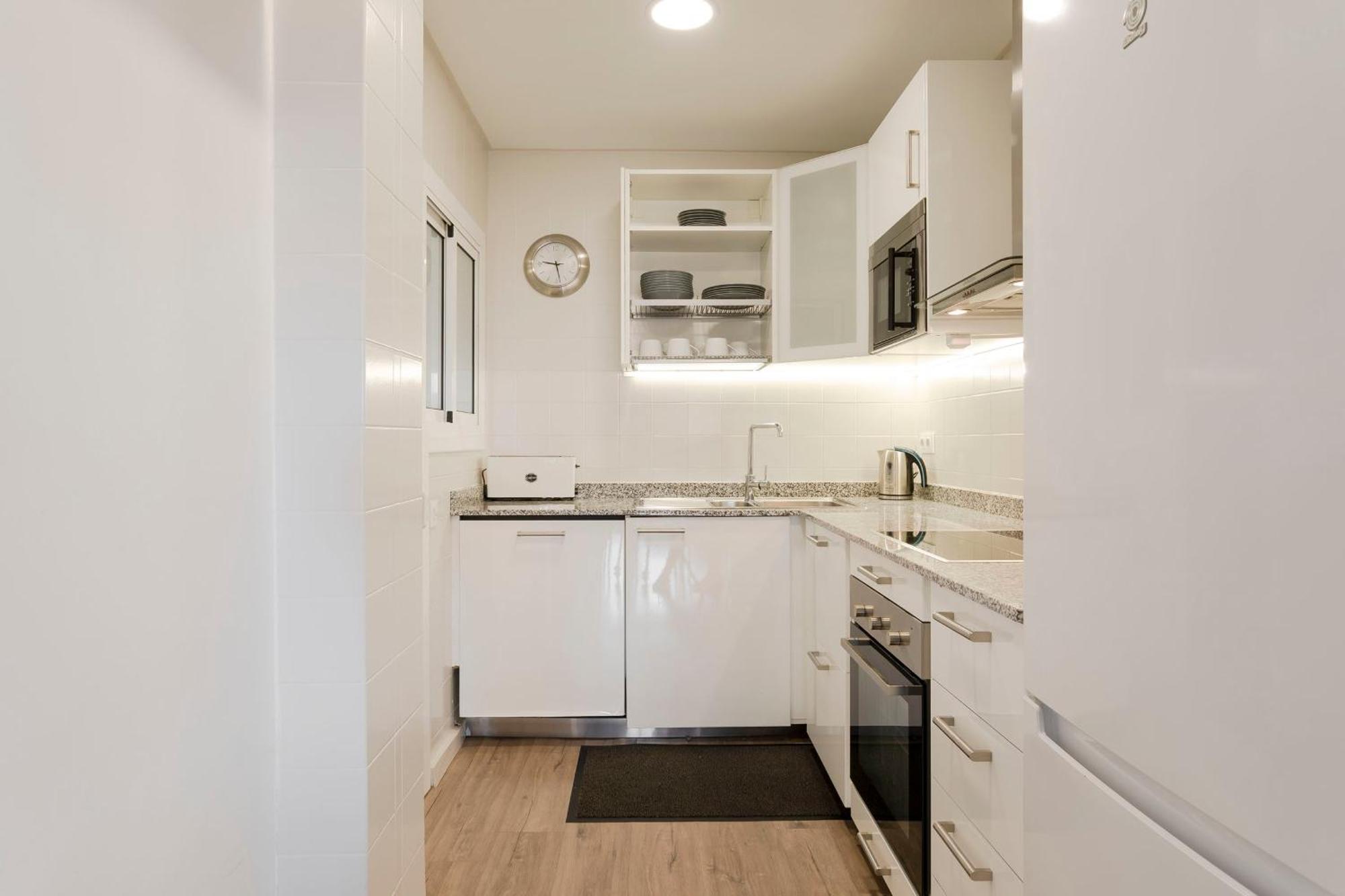 Apartamento Cozy Near Fira Gran Via With Ac *