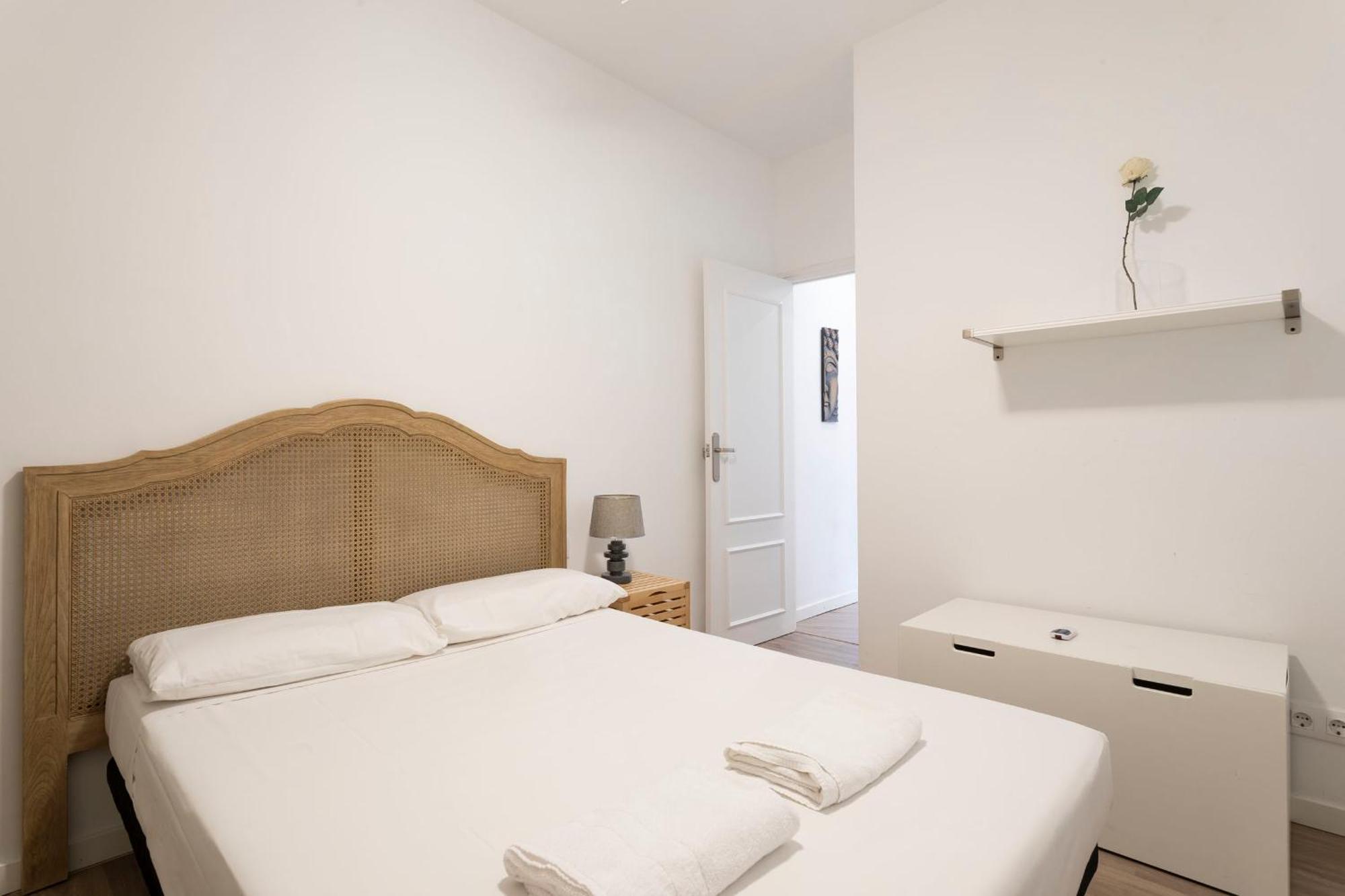 Apartment Cozy Near Fira Gran Via With Ac *