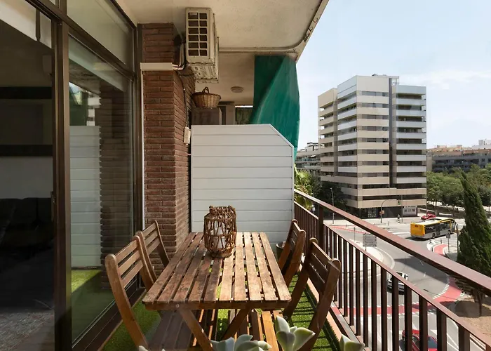 Cozy Apartment Near Fira Gran Via With Ac