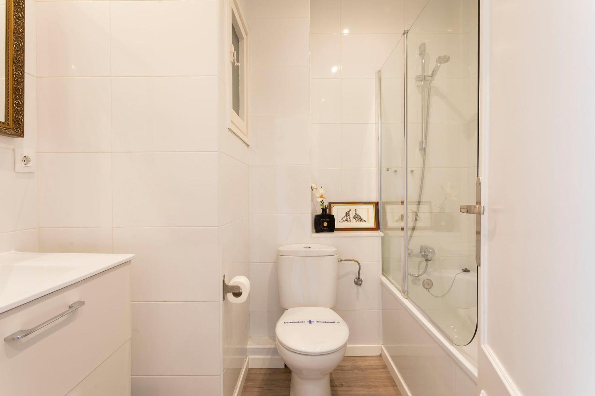 Cozy Near Fira Gran Via With Ac