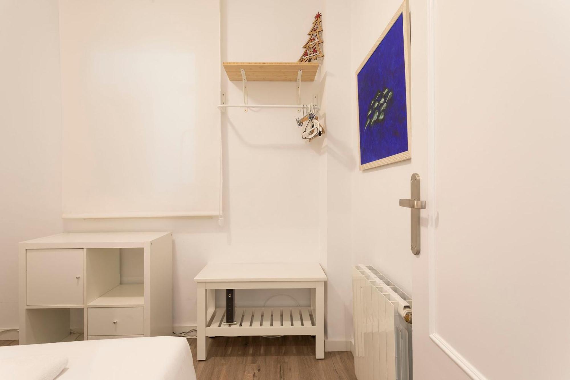 Appartement Cozy Near Fira Gran Via With Ac