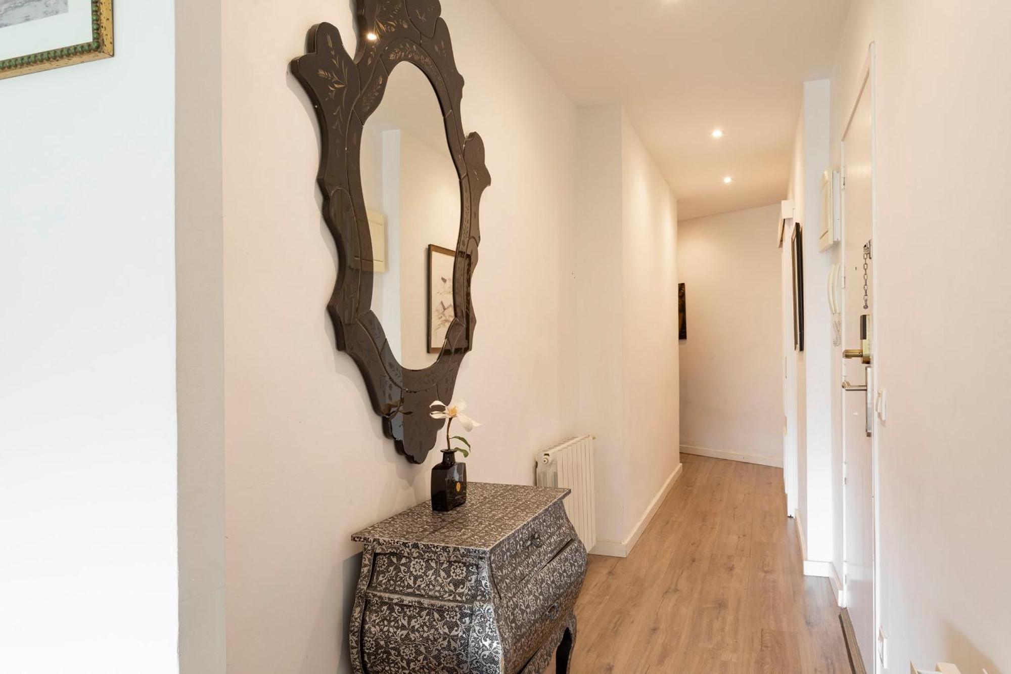 Appartement Cozy Near Fira Gran Via With Ac *